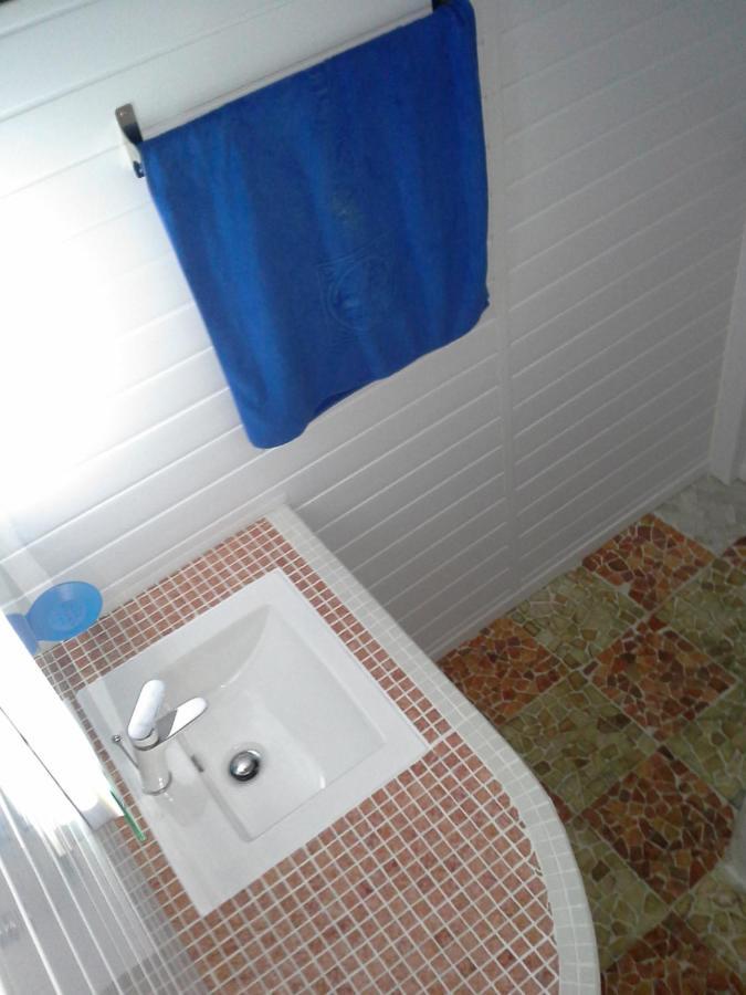 Au Coeur De Saint Francois Apartment Bagian luar foto